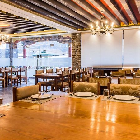White Dragon Hotel Punakha Bagian luar foto