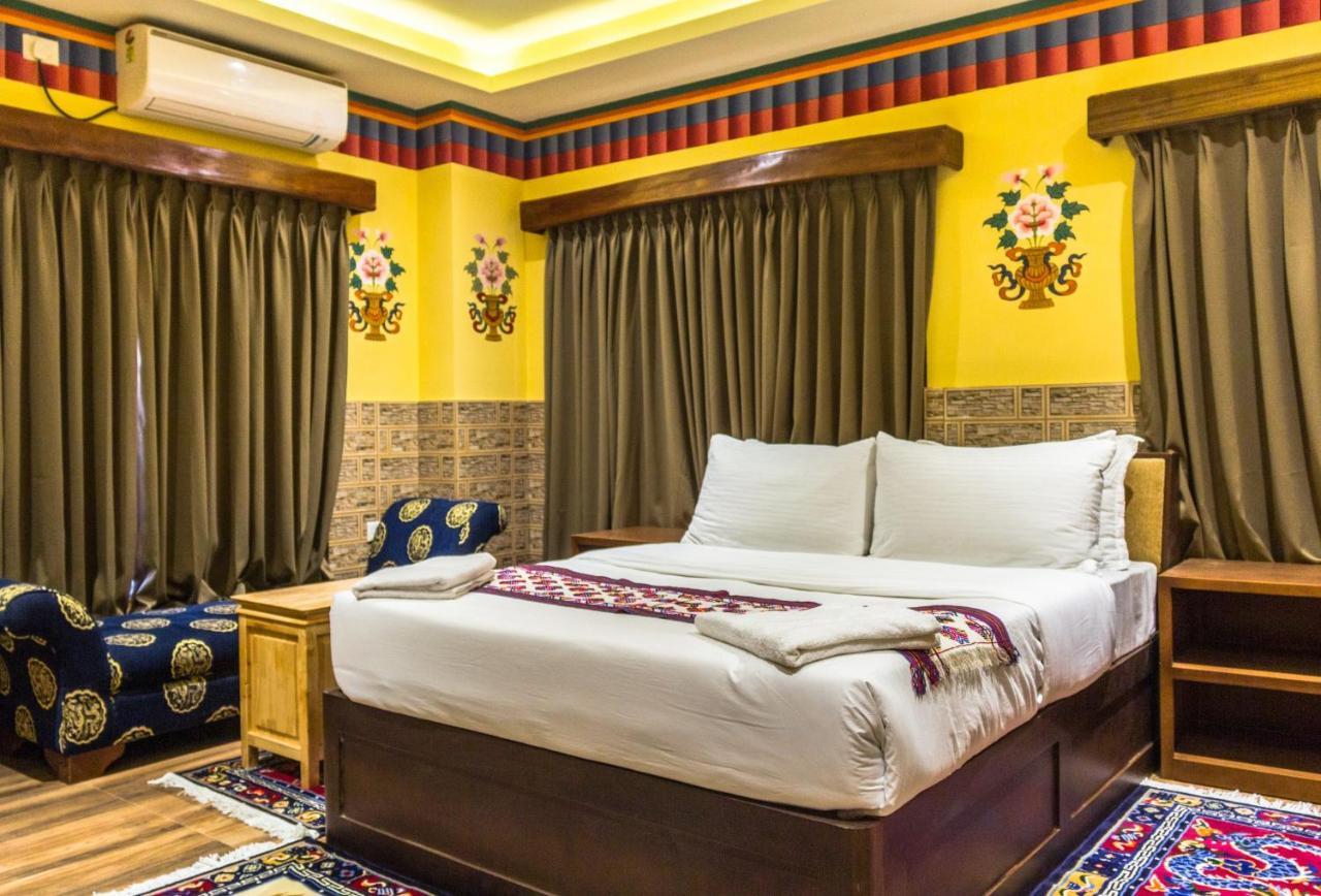 White Dragon Hotel Punakha Bagian luar foto